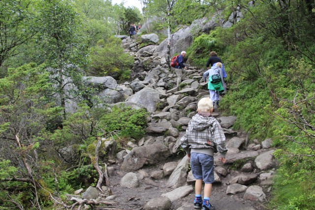 Fra fjorårets tur til Prekestolen. 